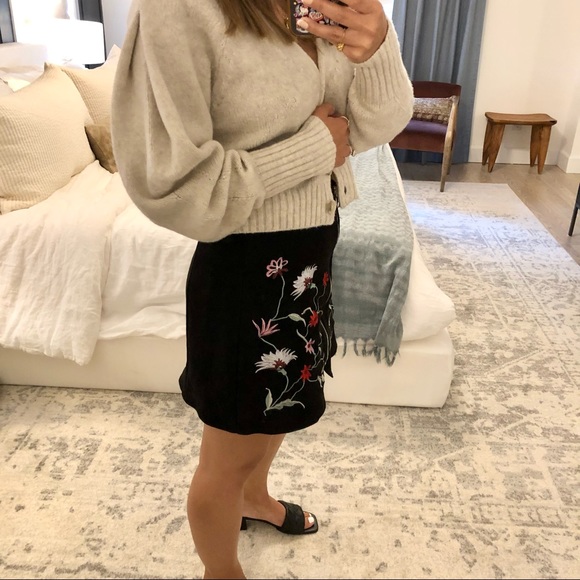 Mini skirt - Picture 4 of 6